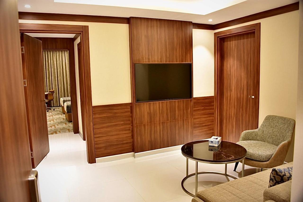 Royal Vista Hotel ‘Ibrī Екстериор снимка