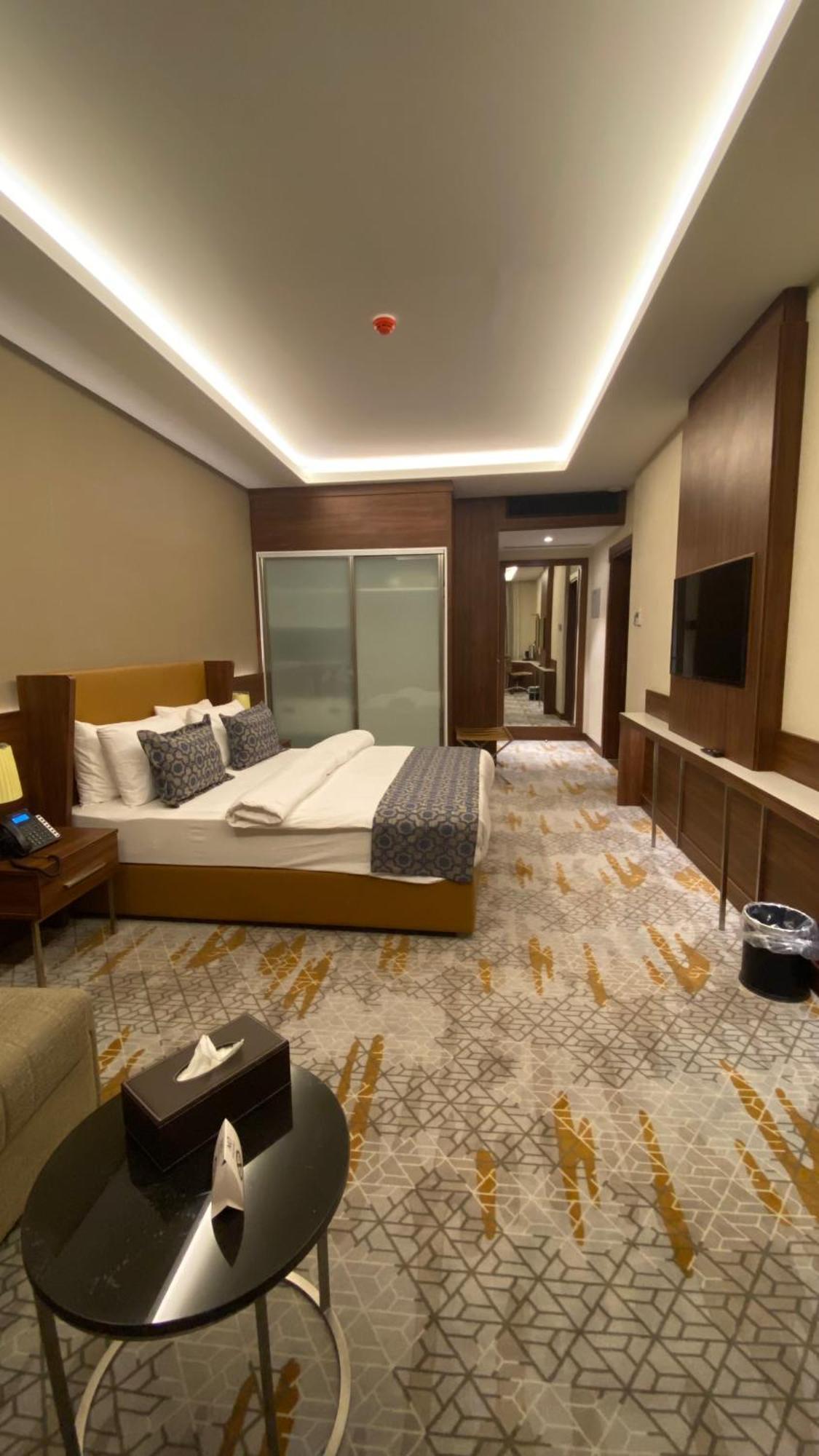 Royal Vista Hotel ‘Ibrī Екстериор снимка