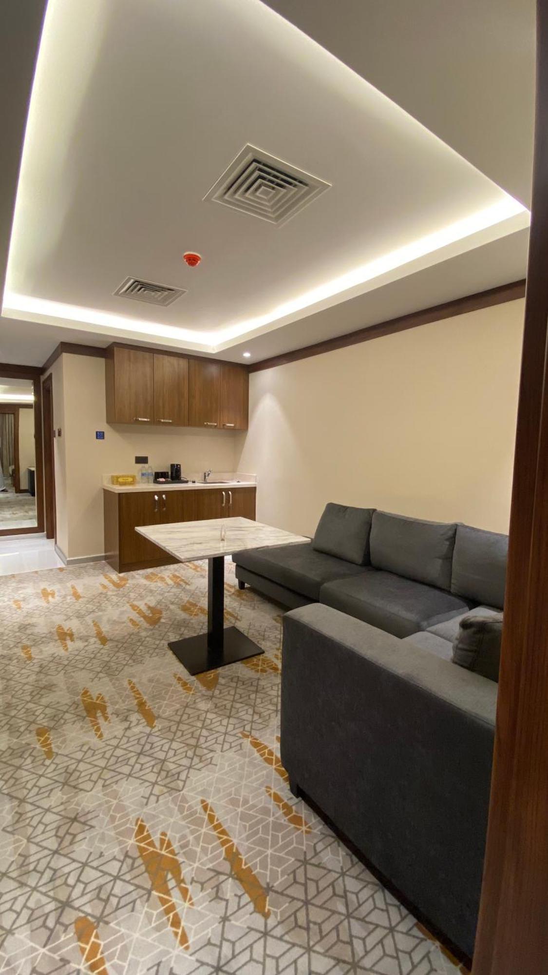 Royal Vista Hotel ‘Ibrī Екстериор снимка