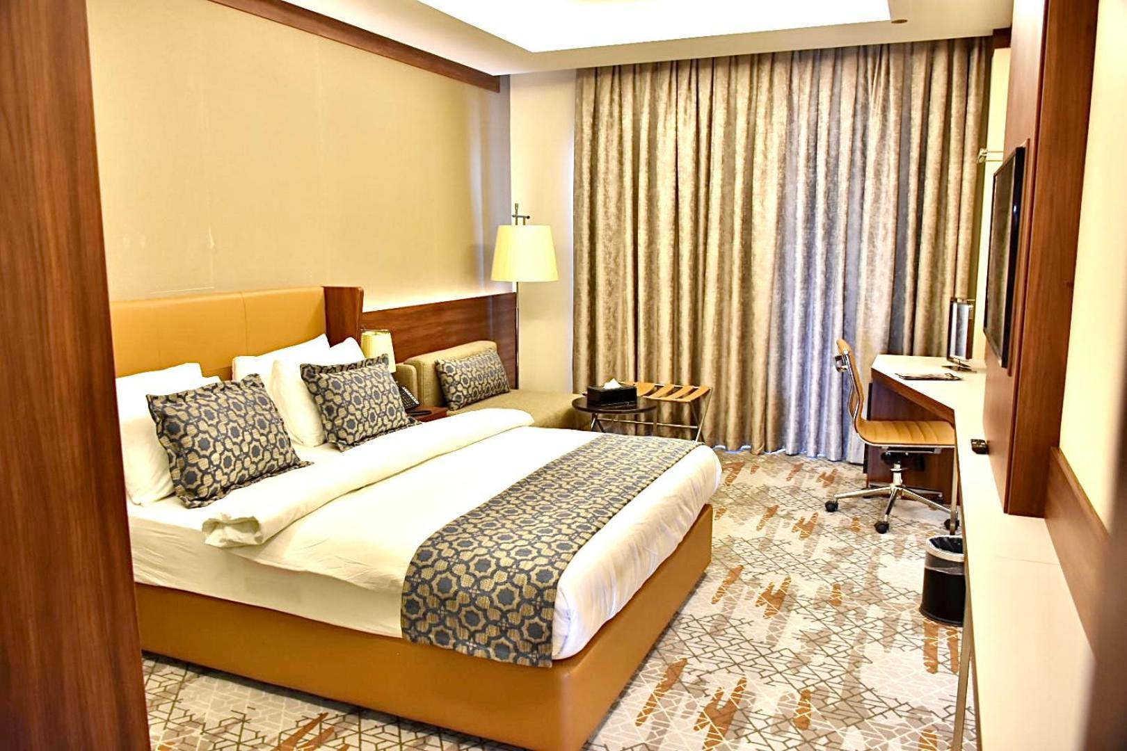 Royal Vista Hotel ‘Ibrī Екстериор снимка