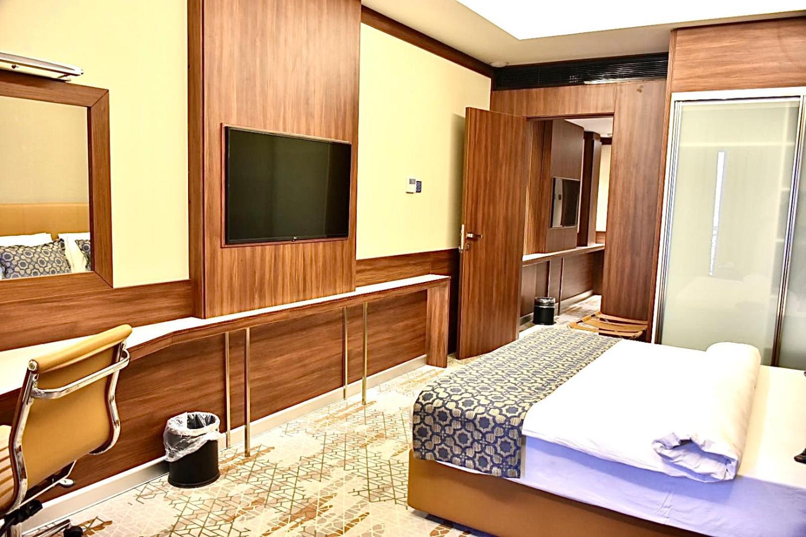 Royal Vista Hotel ‘Ibrī Екстериор снимка