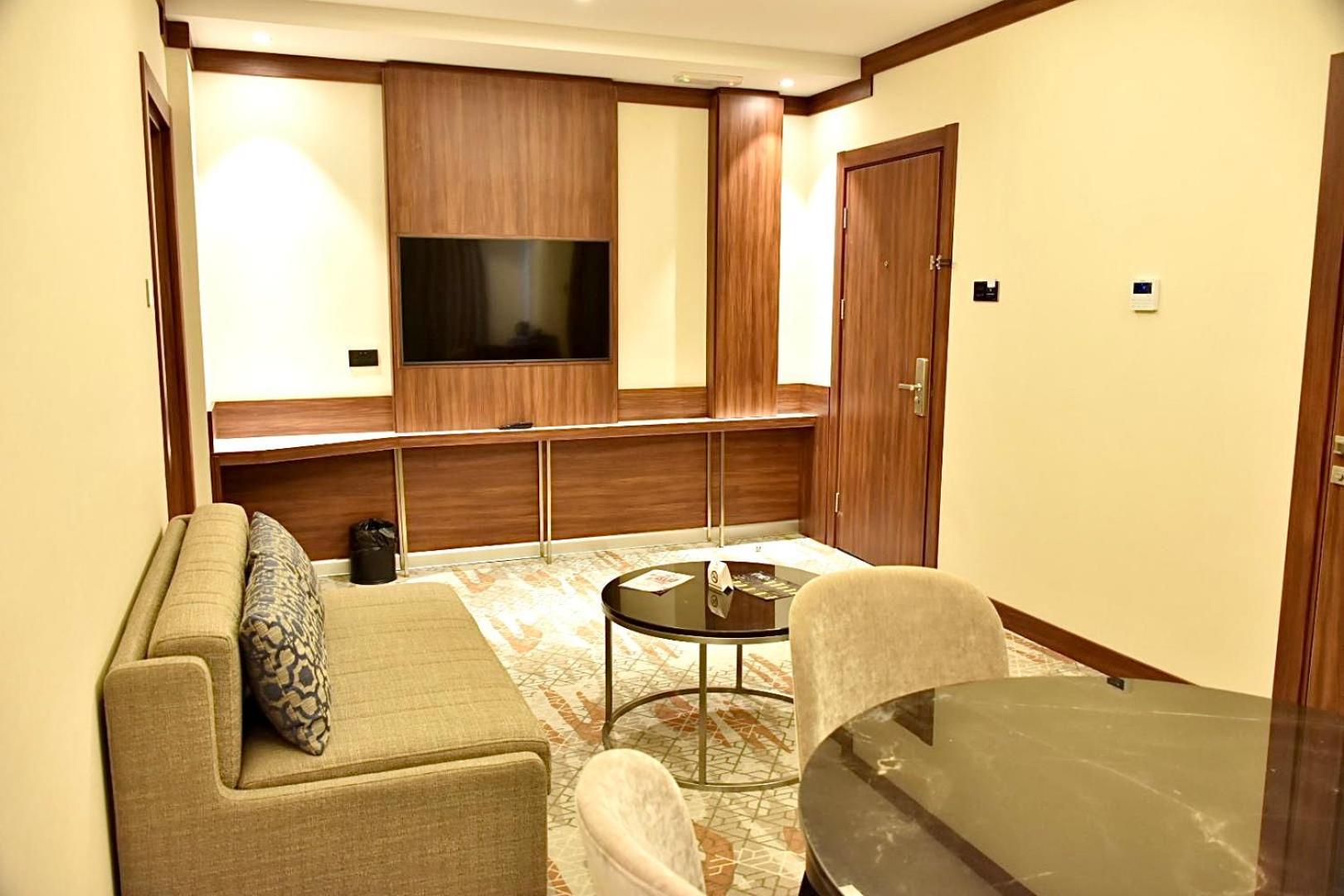 Royal Vista Hotel ‘Ibrī Екстериор снимка
