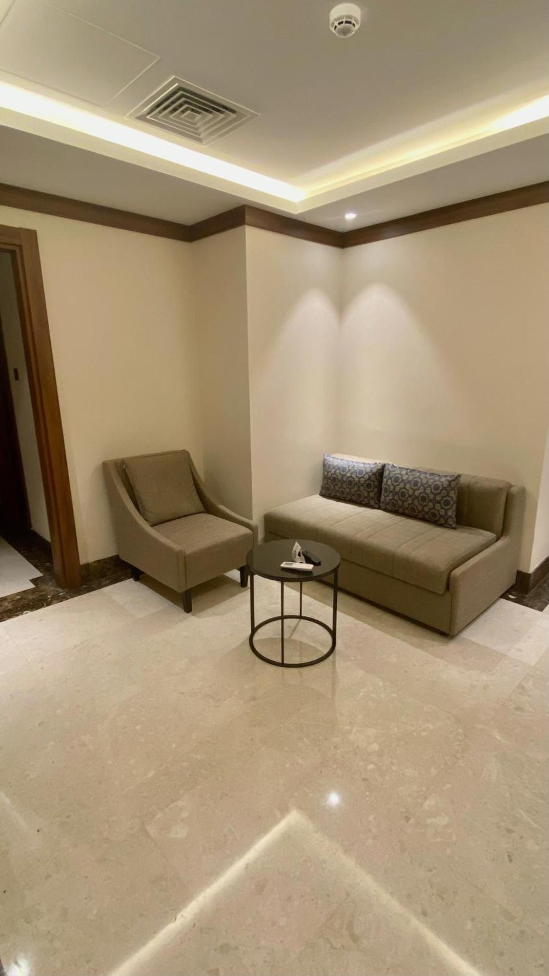 Royal Vista Hotel ‘Ibrī Екстериор снимка