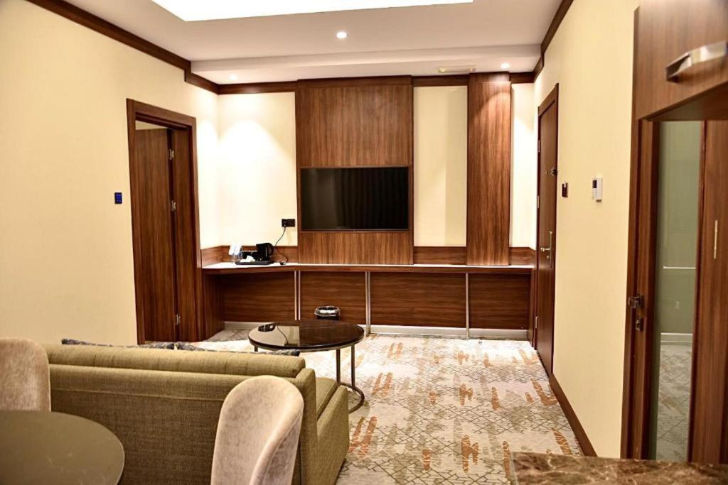 Royal Vista Hotel ‘Ibrī Екстериор снимка